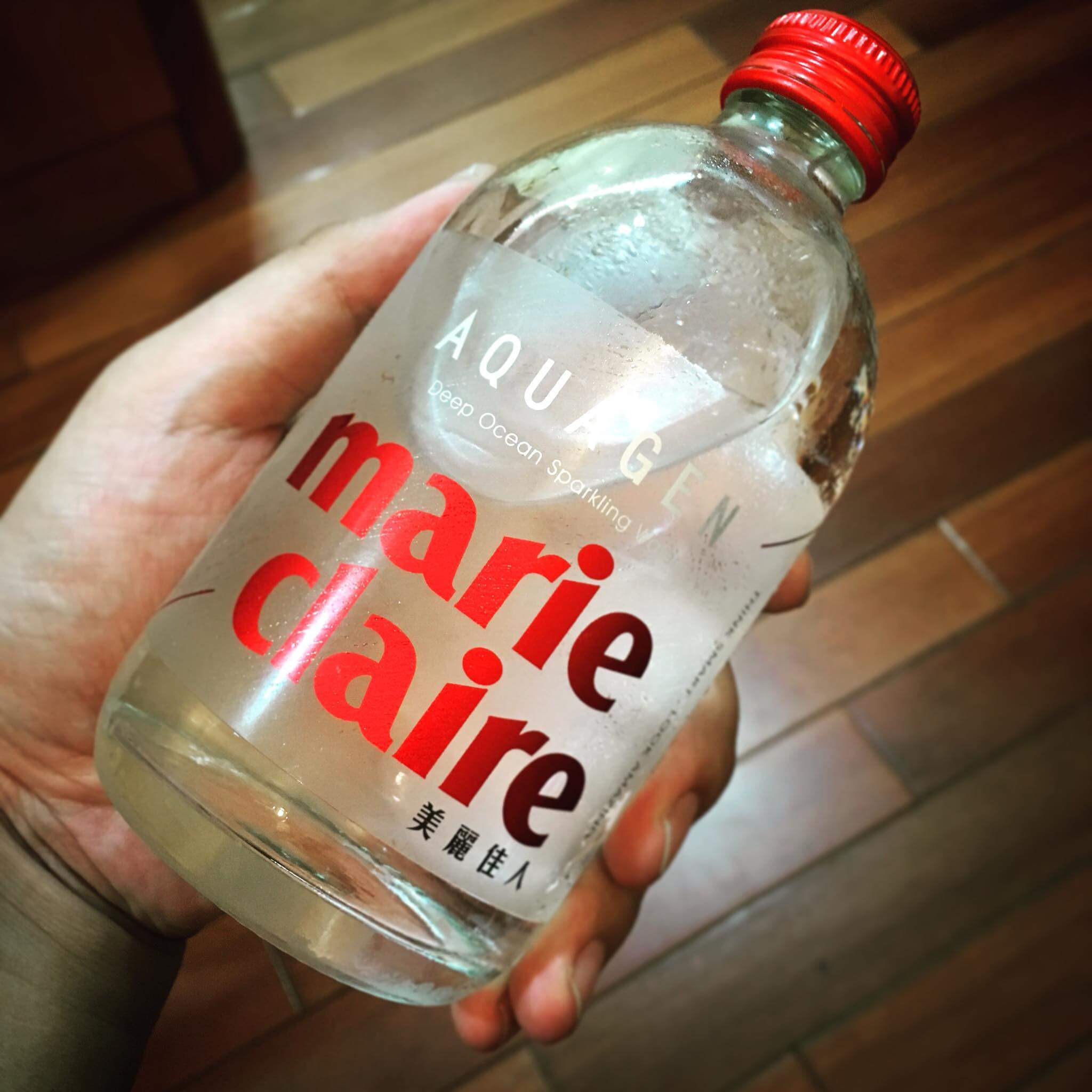 美麗佳人氣泡礦泉水