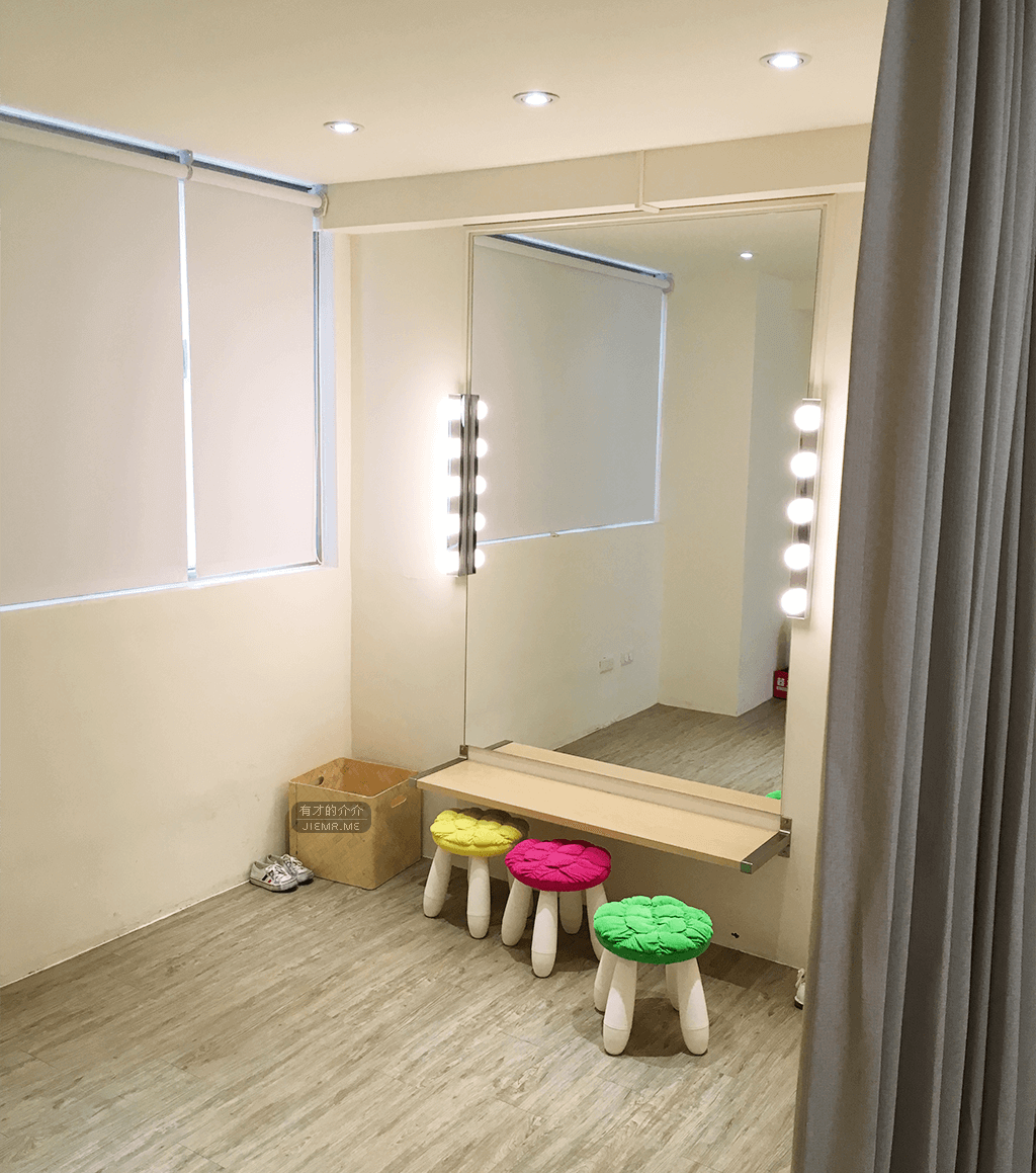 舞動世界兒童芭蕾舞更衣間