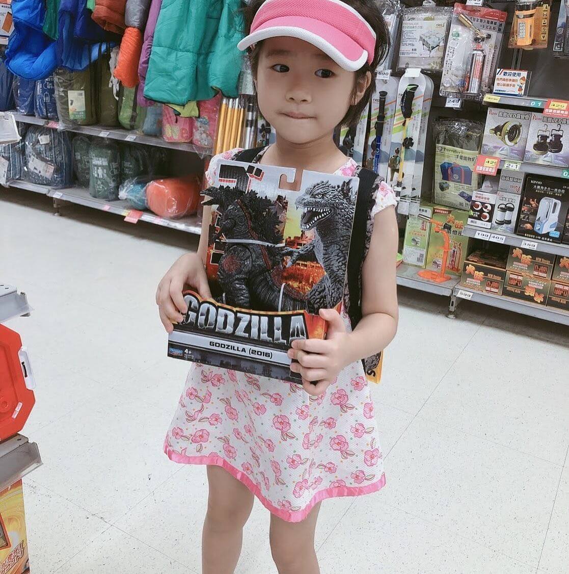 小香瓜買哥吉拉好不好